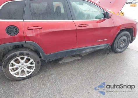 2015 Jeep Cherokee Latitude z USA, uszkodzony, nr VIN 1C4PJLCB2FW711439